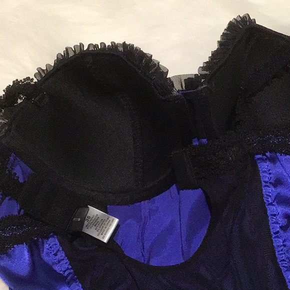 Fredricks Of Hollywood MerryWidow - Picture 10 of 10